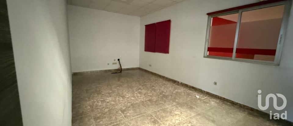 Varias superficies de 889 m² en Poligono Villacedre (24009)