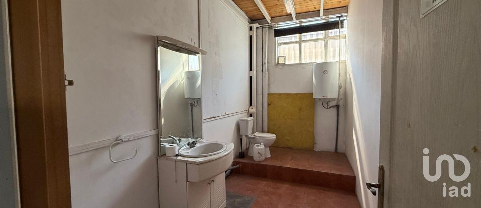 Boutique/Local commercial de 602 m² à Poligono Villacedre (24009)