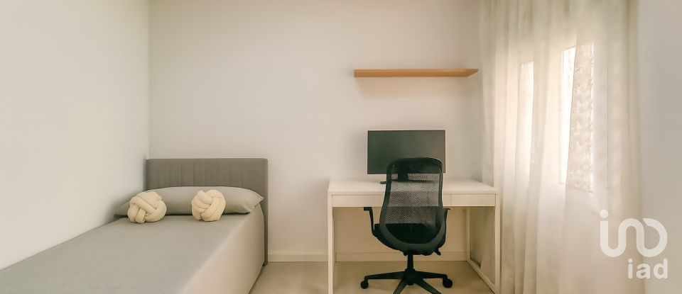 Pis 3 habitacions de 64 m² a El Campello (03560)