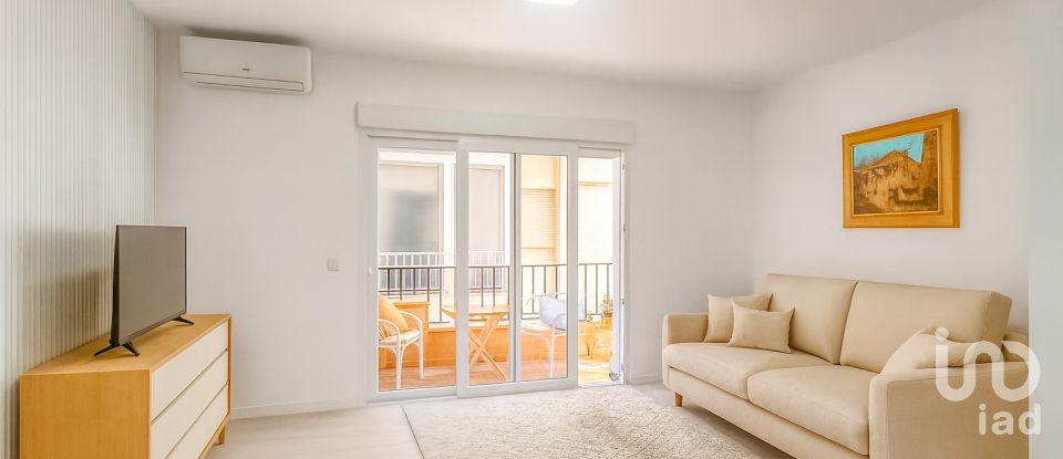 Pis 3 habitacions de 64 m² a El Campello (03560)