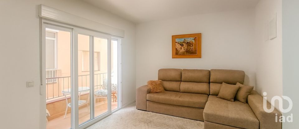 Pis 3 habitacions de 64 m² a El Campello (03560)