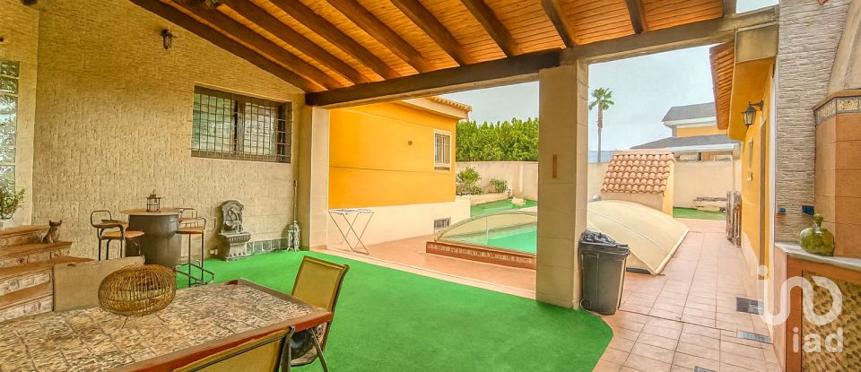 Vivienda unifamiliar  4 habitaciones de 308 m² en Alicante/Alacant (03699)