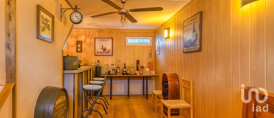 Vivienda unifamiliar  4 habitaciones de 308 m² en Alicante/Alacant (03699)