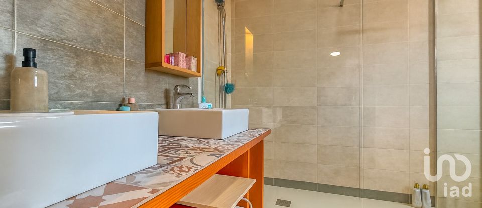 Vivienda unifamiliar  4 habitaciones de 308 m² en Alicante/Alacant (03699)