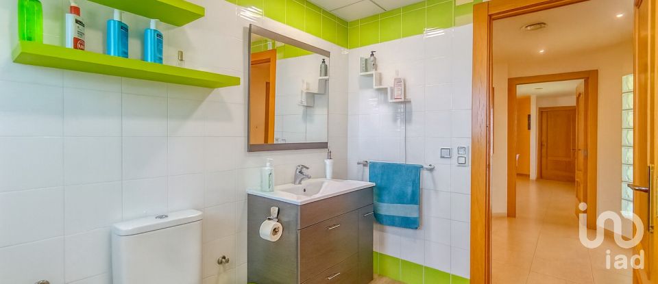 Vivienda unifamiliar  4 habitaciones de 308 m² en Alicante/Alacant (03699)