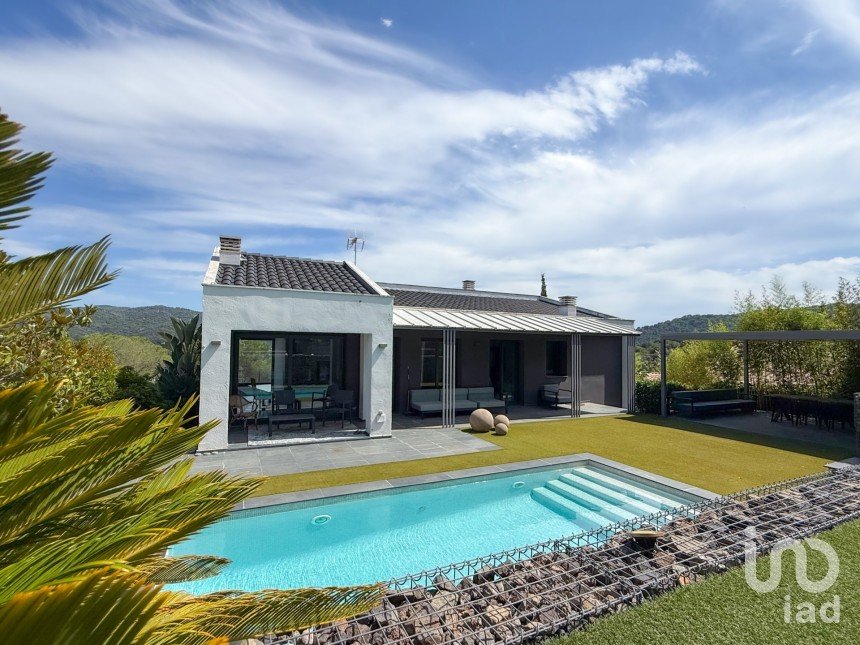 Casa 3 habitacions de 235 m² a Argentona (08310)