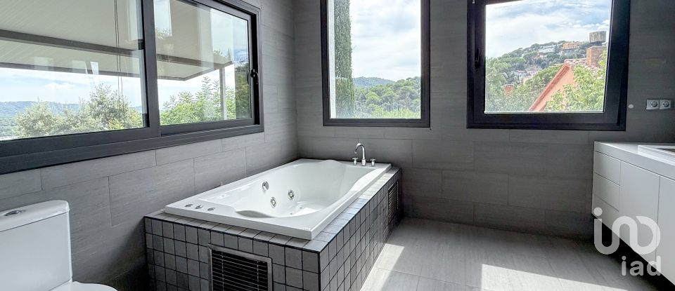 Casa 3 habitacions de 235 m² a Argentona (08310)