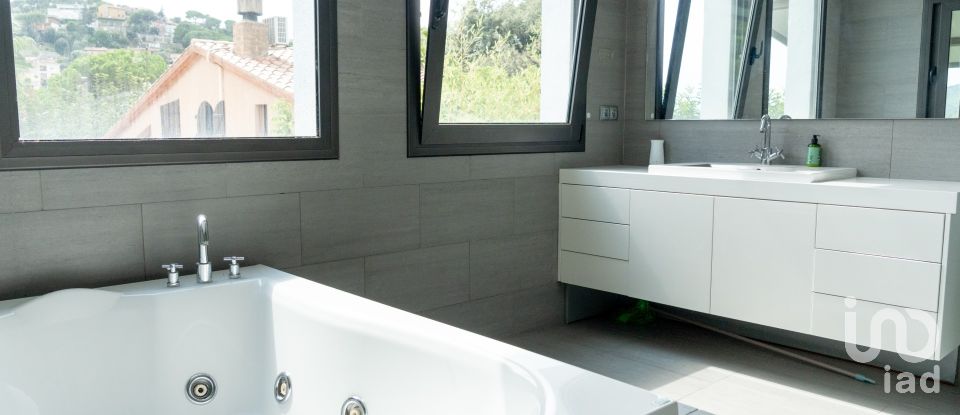 Casa 3 habitacions de 235 m² a Argentona (08310)