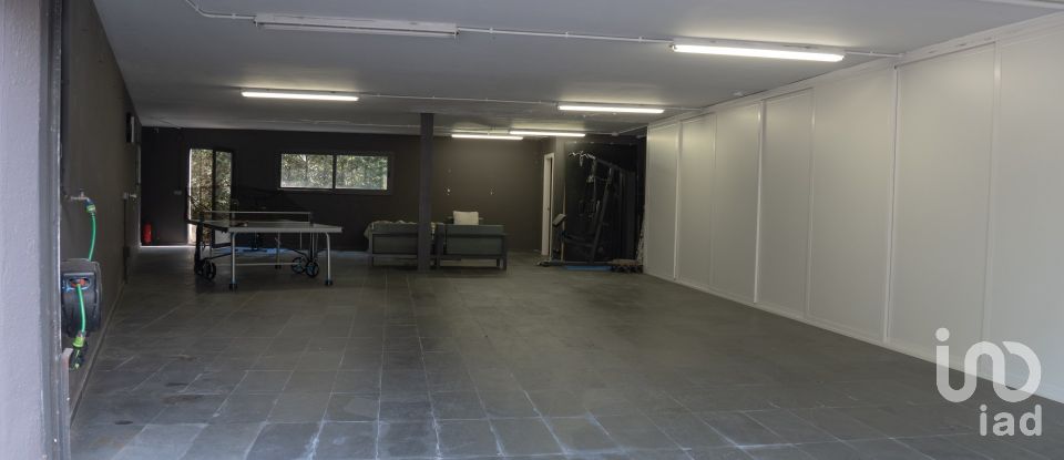 Casa 3 habitacions de 235 m² a Argentona (08310)