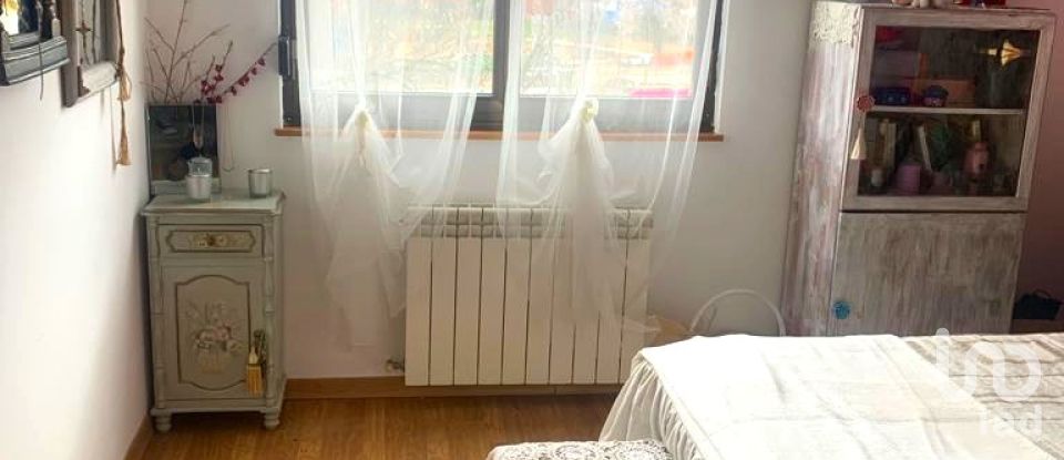 Pis 2 habitacions de 70 m² a Villamañán (24234)