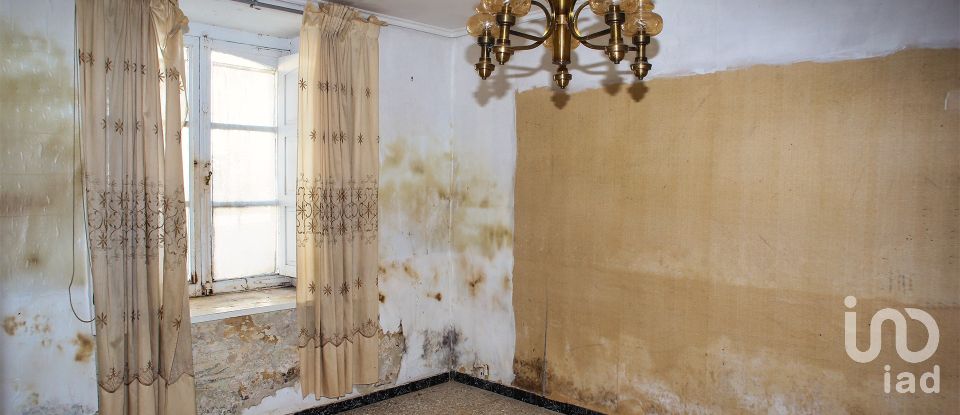 Casa de poble 7 habitacions de 300 m² a San Sadurniño (15560)