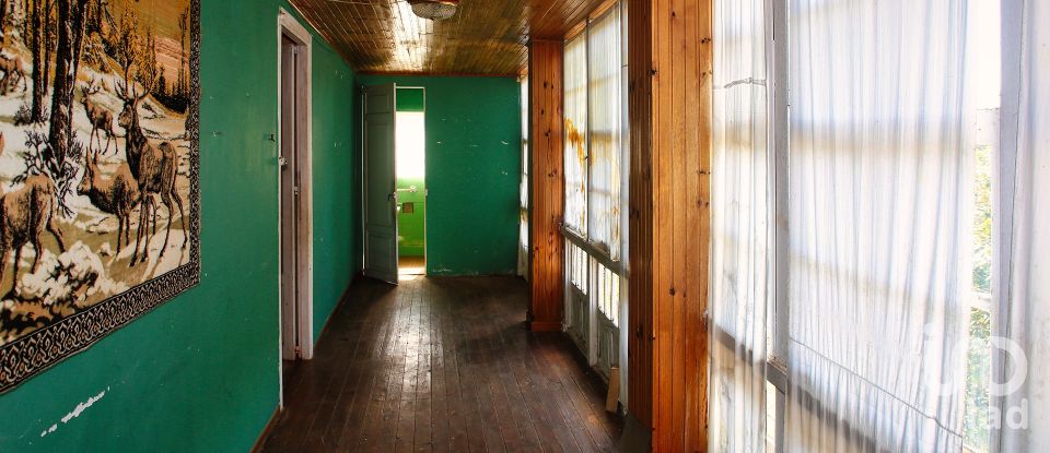 Casa de poble 7 habitacions de 300 m² a San Sadurniño (15560)