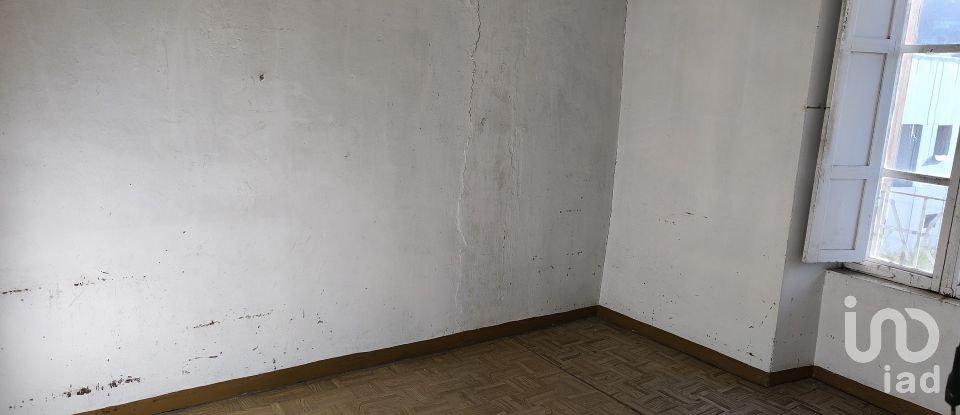 Casa de poble 7 habitacions de 300 m² a San Sadurniño (15560)