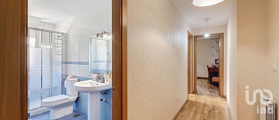 Piso 3 habitaciones de 137 m² en Caldigüela (36610)