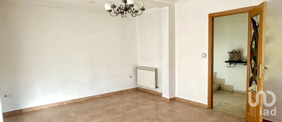 Casa 4 habitaciones de 160 m² en La Virgen del Camino (24198)