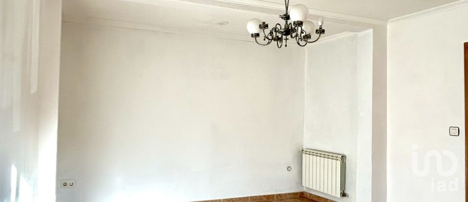 Casa 4 habitaciones de 160 m² en La Virgen del Camino (24198)