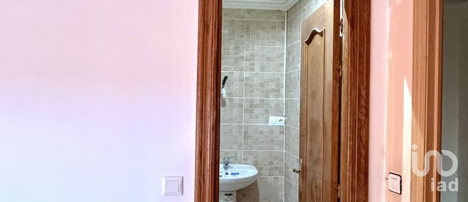 Casa 4 habitaciones de 160 m² en La Virgen del Camino (24198)