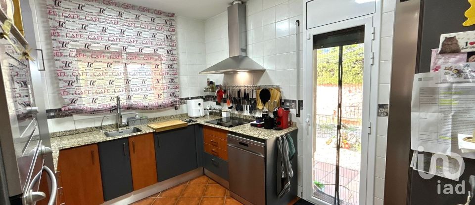 Apartment in house  3 bedrooms of 128 m² in Riells del Fai (08416)