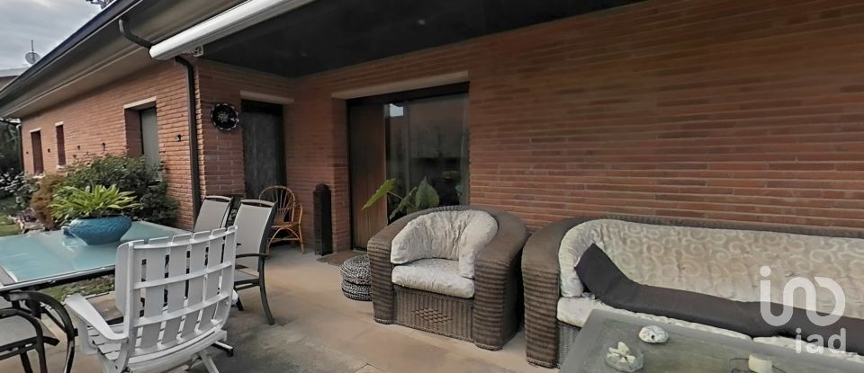 Maison 6 chambres de 376 m² à Alpicat (25110)