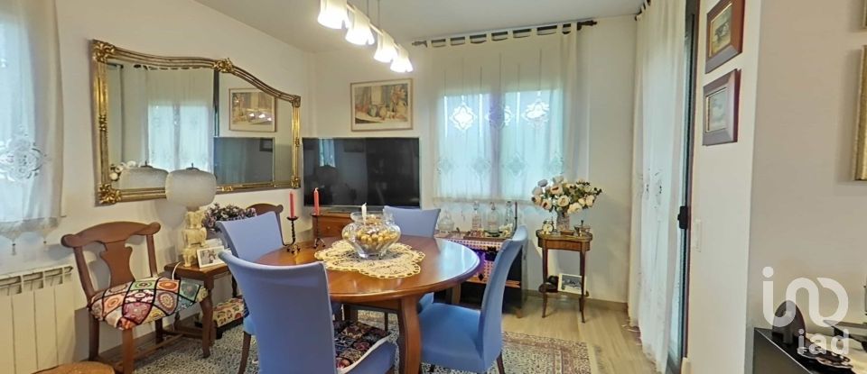 Maison 6 chambres de 376 m² à Alpicat (25110)