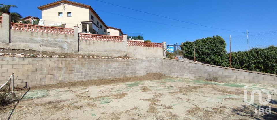 Terreno urbano de 592 m² en Castellet i la Gornal (08729)