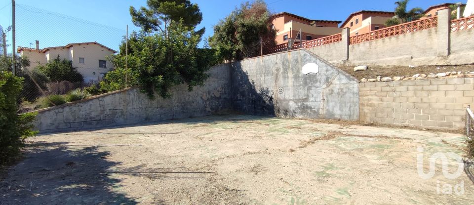 Terreno urbano de 592 m² en Castellet i la Gornal (08729)