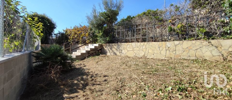 Terreno urbano de 592 m² en Castellet i la Gornal (08729)
