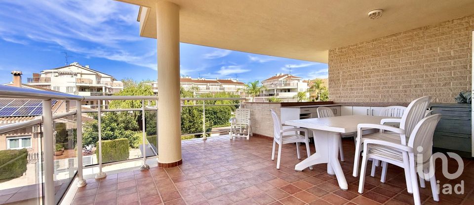 Piso 3 habitaciones de 90 m² en Dénia (03700)