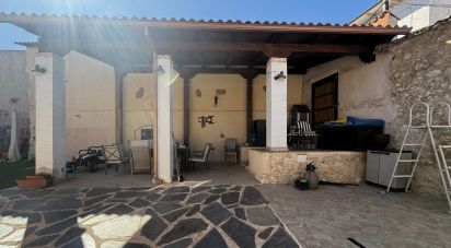 Village house 3 bedrooms of 323 m² in Los Santos de la Humosa (28817)