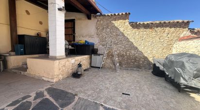 Village house 3 bedrooms of 323 m² in Los Santos de la Humosa (28817)