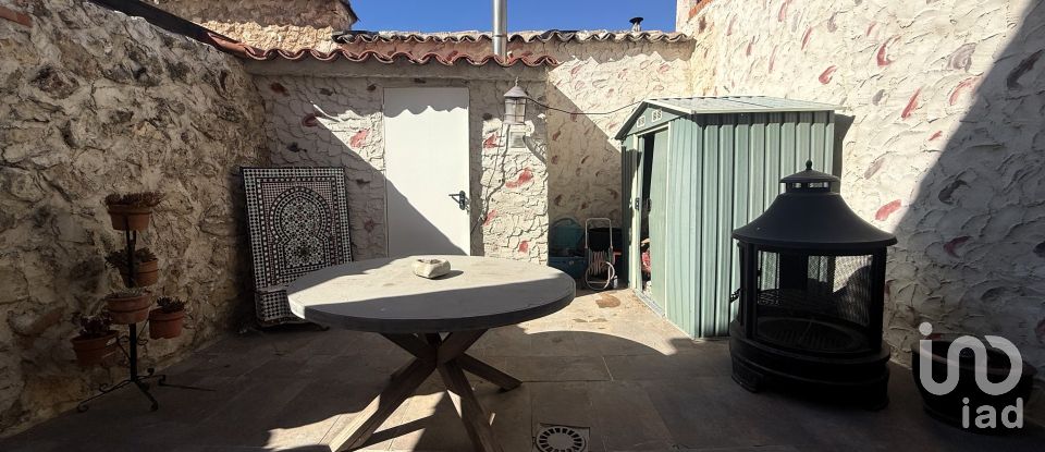 Casa de pueblo 3 habitaciones de 323 m² en Los Santos de la Humosa (28817)