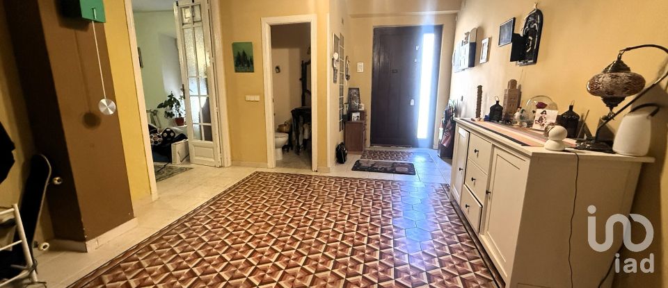 Casa de pueblo 3 habitaciones de 323 m² en Los Santos de la Humosa (28817)