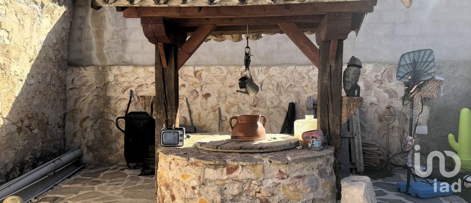 Casa de pueblo 3 habitaciones de 323 m² en Los Santos de la Humosa (28817)