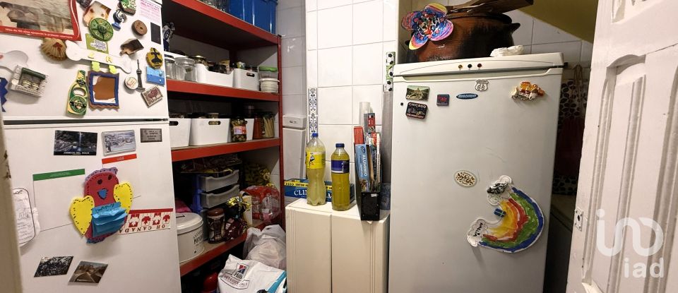 Casa de pueblo 3 habitaciones de 323 m² en Los Santos de la Humosa (28817)