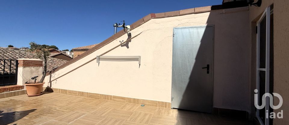 Casa de pueblo 3 habitaciones de 323 m² en Los Santos de la Humosa (28817)