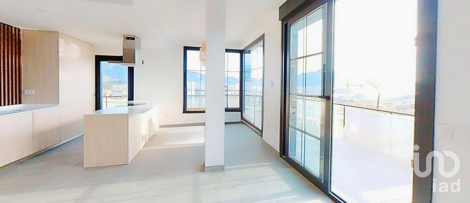 Casa 3 habitacions de 120 m² a Polop (03520)