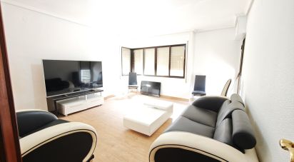 Apartment 3 bedrooms of 107 m² in Crevillent (03330)