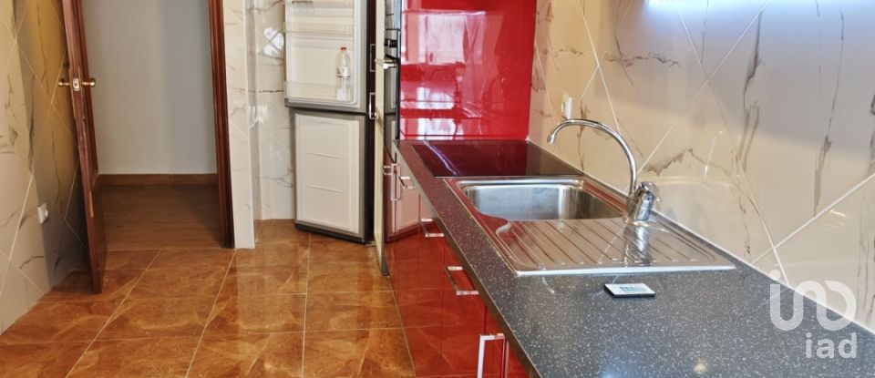 Piso 3 habitaciones de 107 m² en Crevillent (03330)