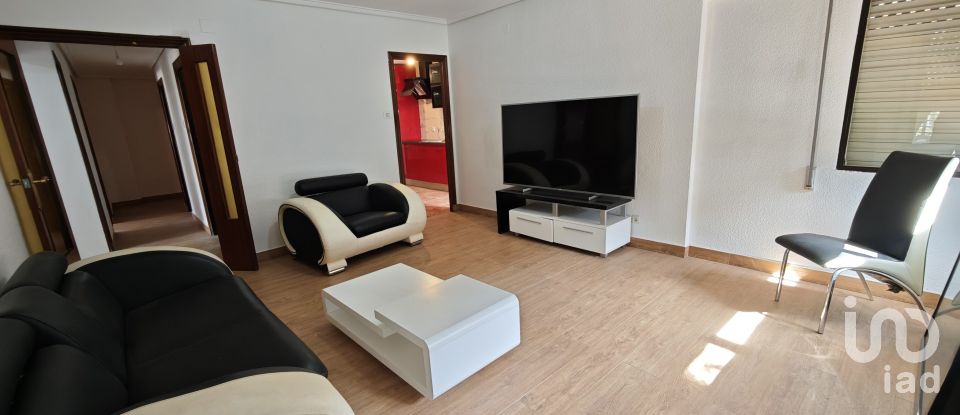 Piso 3 habitaciones de 107 m² en Crevillent (03330)