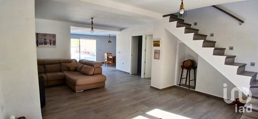 Casa rústica 4 habitacions de 163 m² a Hondón de los Frailes (03689)