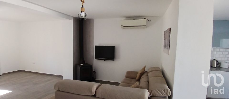 Casa rústica 4 habitacions de 163 m² a Hondón de los Frailes (03689)