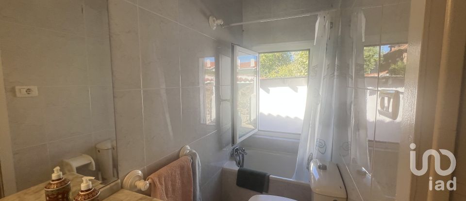 Casa de muntanya 4 habitacions de 190 m² a Salinas (33405)