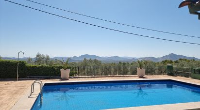 Country home 4 bedrooms of 279 m² in Sax (03630)