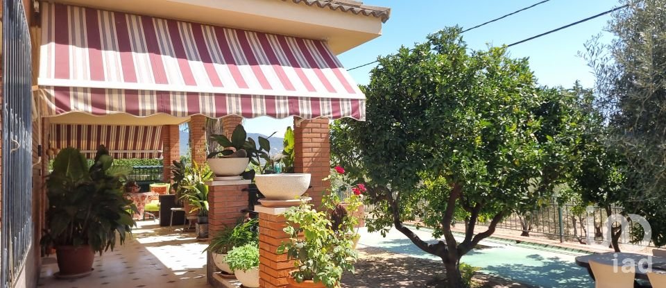 Châlet 4 chambres de 279 m² à Sax (03630)