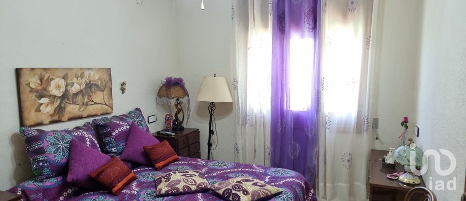 Châlet 4 chambres de 279 m² à Sax (03630)