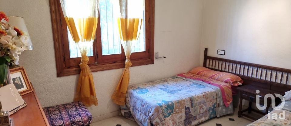 Châlet 4 chambres de 279 m² à Sax (03630)