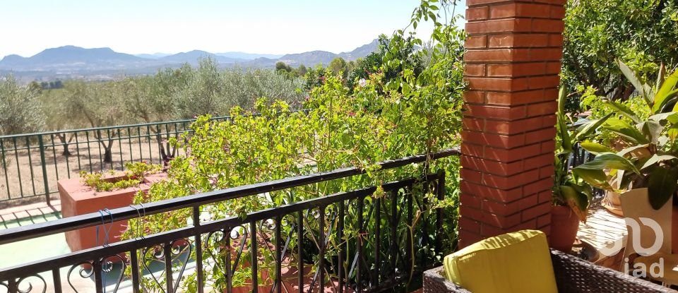 Châlet 4 chambres de 279 m² à Sax (03630)