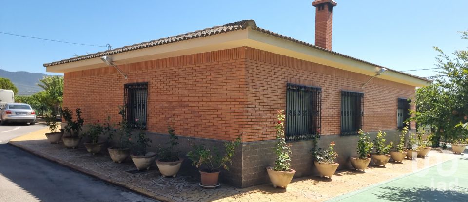 Châlet 4 chambres de 279 m² à Sax (03630)