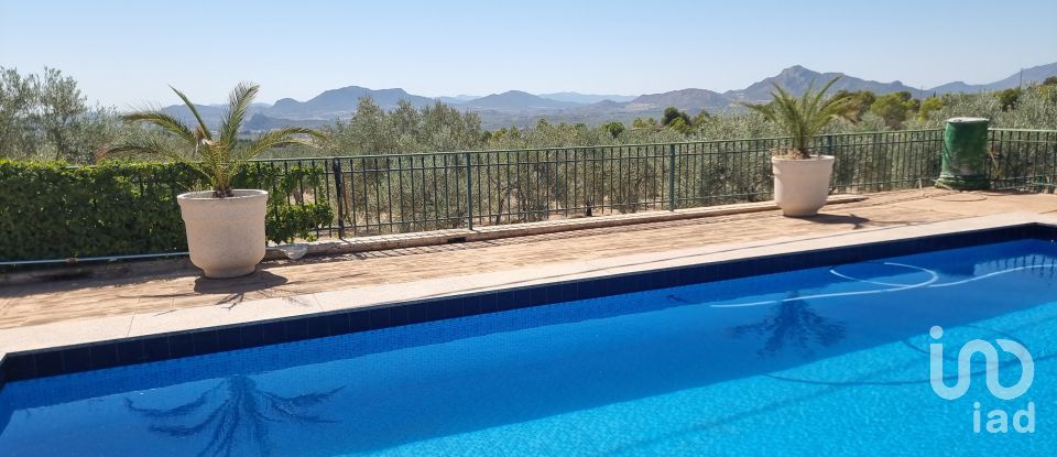 Châlet 4 chambres de 279 m² à Sax (03630)