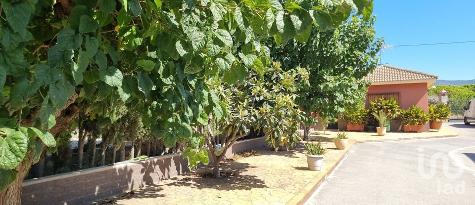 Châlet 4 chambres de 279 m² à Sax (03630)